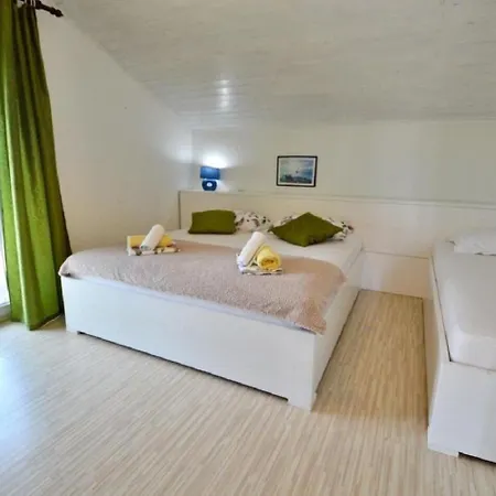 Apartman Denko By The Sea *