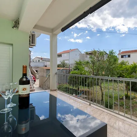 Appartement Denko By The Sea *
